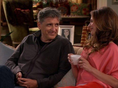 Hot in Cleveland Season 5 Episode 3 - Dr. Who?