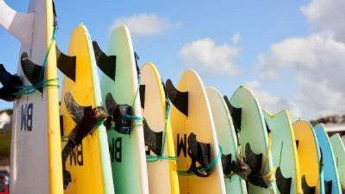 How Do They Do It? Season 16 Episode 3 - Surfboards, Satchels, Butter