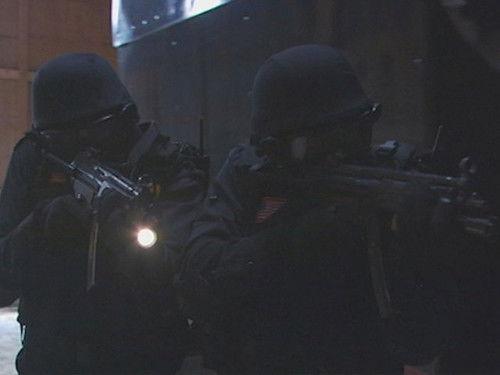 Sue Thomas: F.B.Eye Season 3 Episode 6 - Planes, Trains & Automobiles (2)