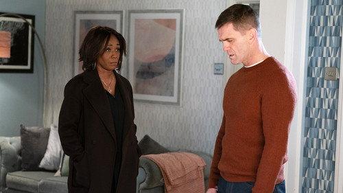 EastEnders Season 41 Episode 22 - 7063