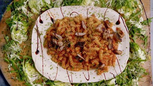 Jamie's 15-Minute Meals Season 1 Episode 16 - Sticky Squid Balls and Grilled Prawns