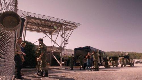 MacGyver Season 2 Episode 7 - Duct Tape + Jack