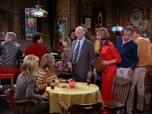 The Mary Tyler Moore Show Season 4 Episode 24 - I Was a Single for WJM