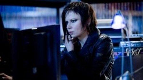 24 Season 9 Episode 4 - Day 9: 2:00 P.M.-3:00 P.M.