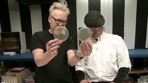 MythBusters Season 11 Episode 3 - Down and Dirty/Earthquake Survival