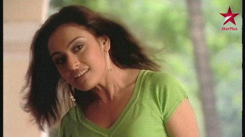 Khichdi Season 1 Episode 9 - Melissa Comes Home As The Tutor