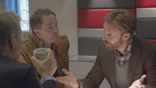 Helt perfekt Season 2 Episode 2 - The Stingy Label