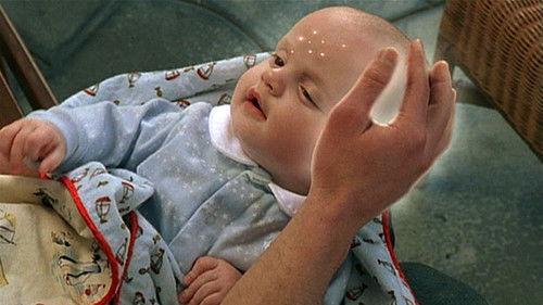 Roswell Season 3 Episode 17 - Four Aliens and a Baby