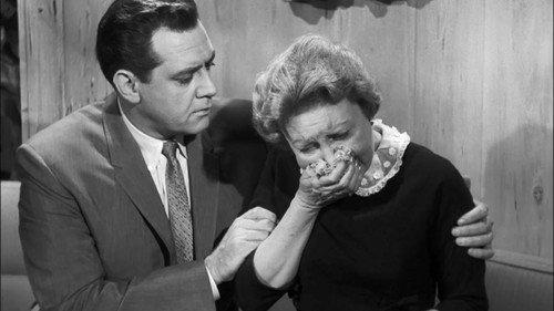 Perry Mason Season 3 Episode 9 - The Case of the Artful Dodger