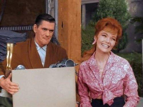 Bewitched Season 1 Episode 25 - Pleasure O'Reilly