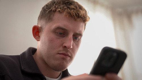 Rip Off Britain Season 16 Episode 8 - The phone, the thief and the worthless insurance