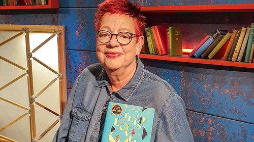 Between the Covers Season 1 Episode 4 - Episode 4