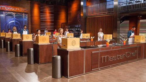 MasterChef Celebrity Season 2 Episode 1 - Episode 1