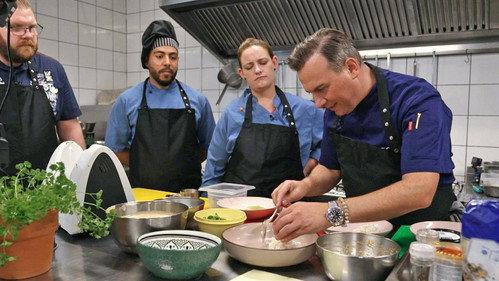 Raue - Der Restaurantretter Season 1 Episode 2 - "Genussküche" in Vallendar