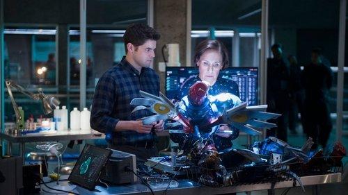 Supergirl Season 3 Episode 14 - Schott Through the Heart