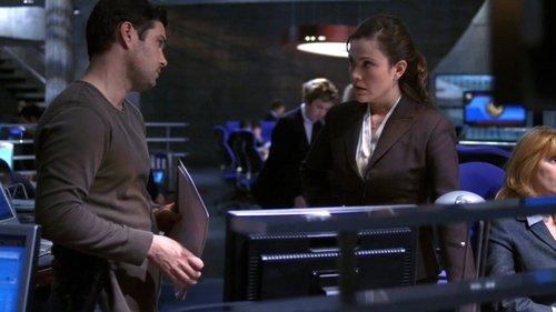 24 Season 4 Episode 15 - Day 4: 9:00 P.M.-10:00 P.M.