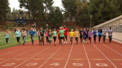 The Amazing Race Season 24 Episode 1 - Back in the Saddle