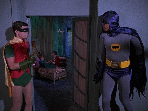 Batman Season 2 Episode 16 - The Dead Ringers
