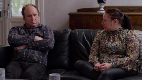 Lyxfällan Season 37 Episode 1 - Episode 1