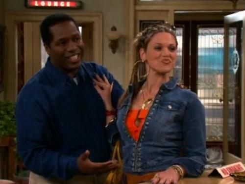 Whoopi Season 1 Episode 1 - Pilot