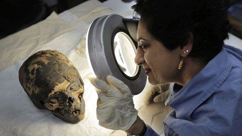 Lost Treasures of Egypt Season 1 Episode 4 - Tomb Raiders