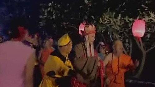 Journey to the West Season 2 Episode 16 - Admiring lanterns in Jinping Prefecture