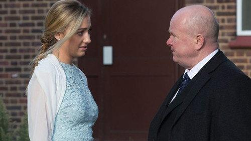 EastEnders Season 35 Episode 1 - 5841-5842