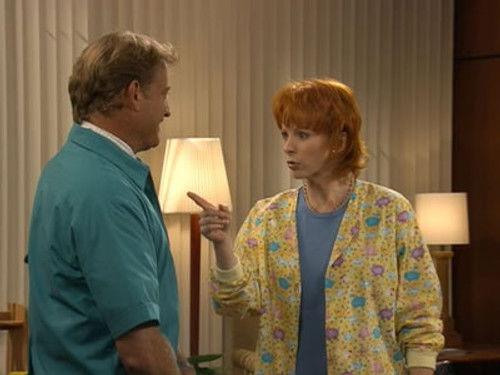 Reba Season 2 Episode 4 - Reba Works for Brock