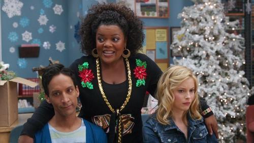 Community Season 1 Episode 12 - Comparative Religion