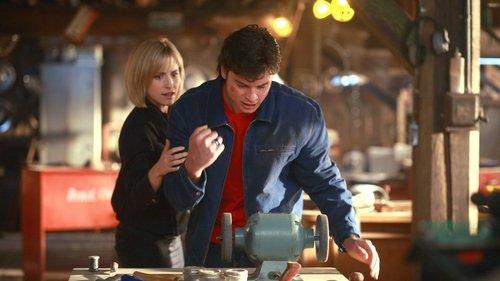 Smallville Season 7 Episode 8 - Blue