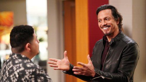 Modern Family Season 11 Episode 12 - Dead on a Rival