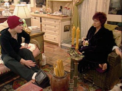 The Osbournes Season 1 Episode 4 - Won't You Be My Neighbor?