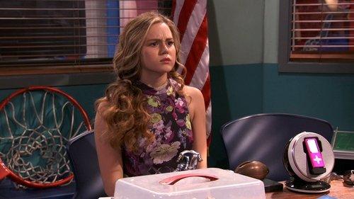 Bella and the Bulldogs Season 1 Episode 17 - Bulldog Blues