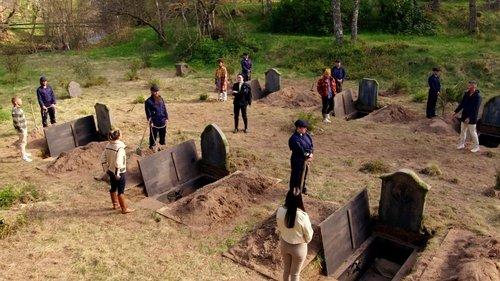 The Traitors Season 1 Episode 2 - Buried Alive