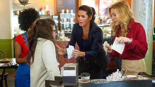 undefined Season 4 Episode 6 - Somebody's Watching Me