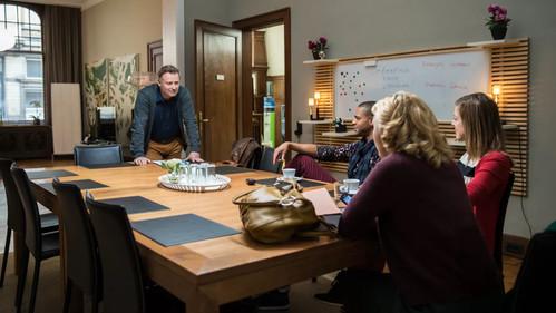 Binnenstebuiten Season 2 Episode 1 - Episode 1