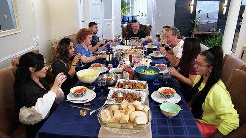 Jersey Shore: Family Vacation Season 3 Episode 18 - Chicken Cutlets and Ketchup