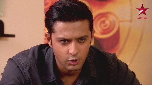 Ek Hasina Thi Season 4 Episode 12 - Dev Reopens Payal's Case