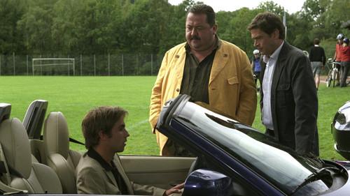 Die Rosenheim-Cops Season 6 Episode 19 - Tödliche Tour