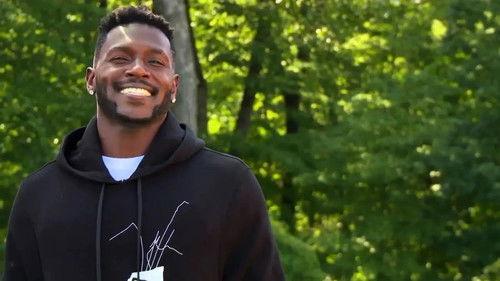 Treehouse Masters Season 11 Episode 4 - Antonio Brown's Steel City Skybox