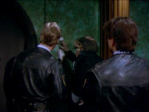 Space Precinct Season 1 Episode 18 - Smelter Skelter