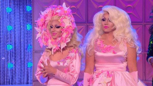 RuPaul's Drag Race Season 10 Episode 10 - Social Media Kings Into Queens