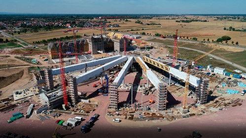 The Story of Europa-Park Season 1 Episode 6 - Two Parks. One Resort.