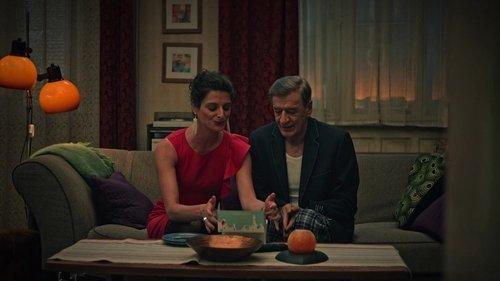 Tóth János Season 1 Episode 40 - The New Office