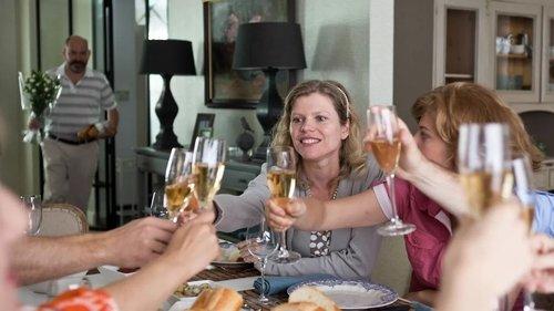 The Out-Laws Season 1 Episode 5 - An Eye for an Eye