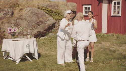 Neste sommer Season 1 Episode 7 - Remote-Controlled Boat & Crocquet