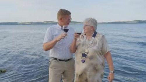 Vandkant til salg Season 5 Episode 6 - Episode 6