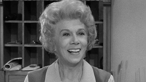 Petticoat Junction Season 1 Episode 19 - Visit From a Big Star