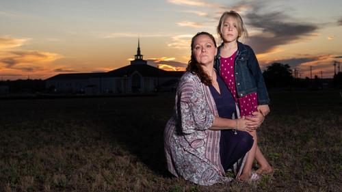 Independent Lens Season 24 Episode 16 - Mama Bears