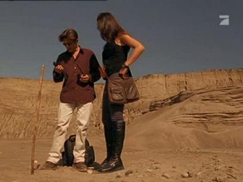 Relic Hunter Season 2 Episode 11 - The Reel Thing